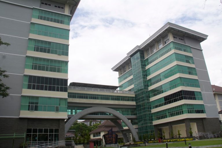 Gedung Pascasarjana FK-KMK UGM